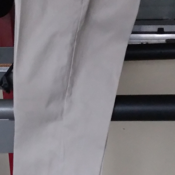 Pants - Picture 3 of 4